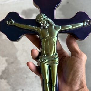 Crucifix cross.. Can customize color